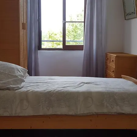 Chez Et Karine Oda ve Kahvaltı Sauve