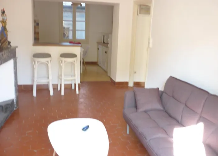 Chez Et Karine Bed & Breakfast 4*