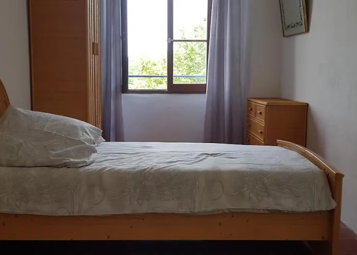 Chez Et Karine Bed & Breakfast Sauve