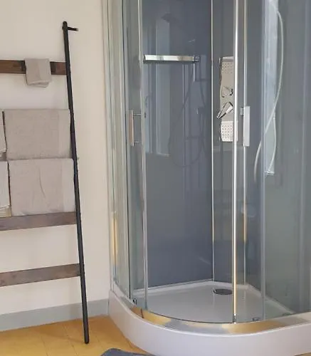 Chez Et Karine 4* Sauve